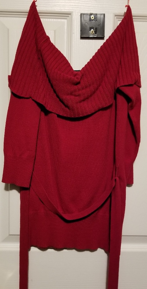 Sweater - Picture 3 of 3